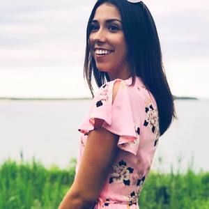 Meet your Posher, Isabella